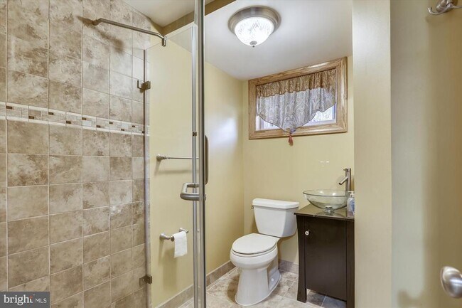 Building Photo - 6403 Tone Dr