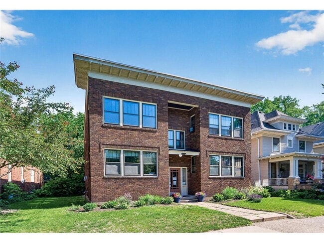 Building Photo - 971 Goodrich Ave