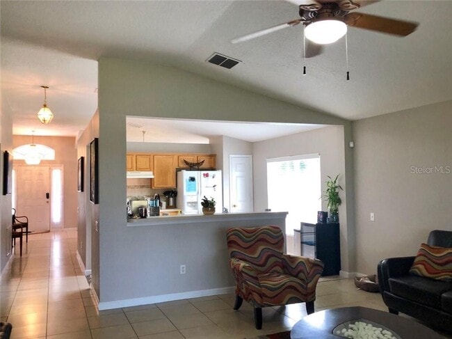 Building Photo - 1024 Cinnamon Fern Ct