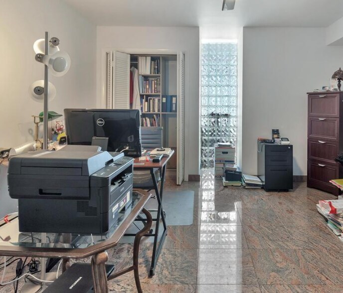 Building Photo - 4020 Galt Ocean Dr