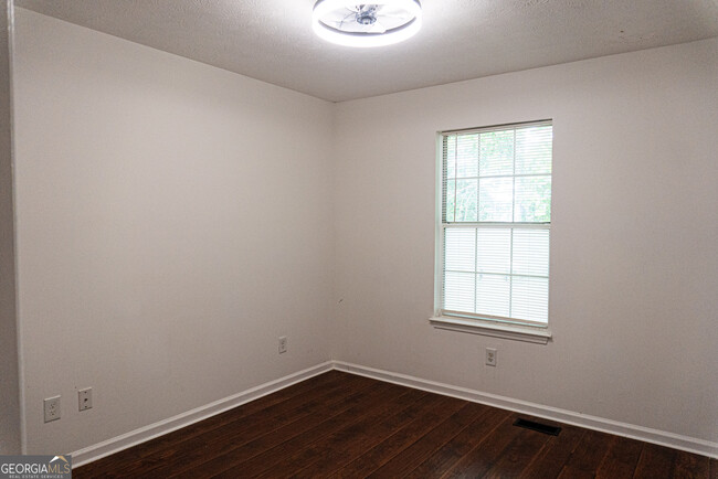 Building Photo - 5624 Stonington Trace Pkwy