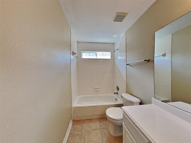 Building Photo - 418 Spindle Ridge Dr