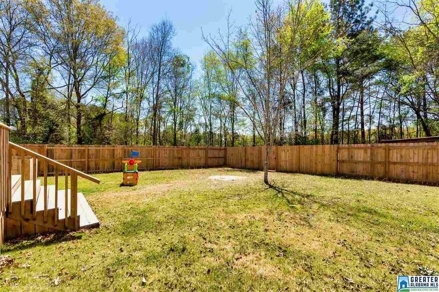 Building Photo - 707 Truss Ferry Rd