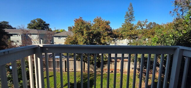 Building Photo - 7862 Hampton Ln