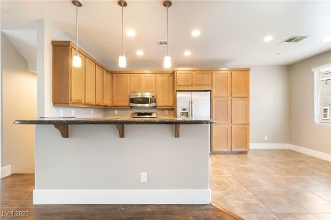 Primary Photo - 9050 W Tropicana Ave