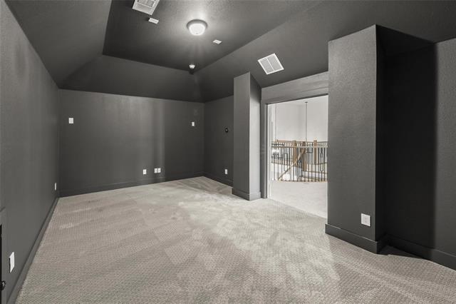 Building Photo - 1320 Villanova Ln