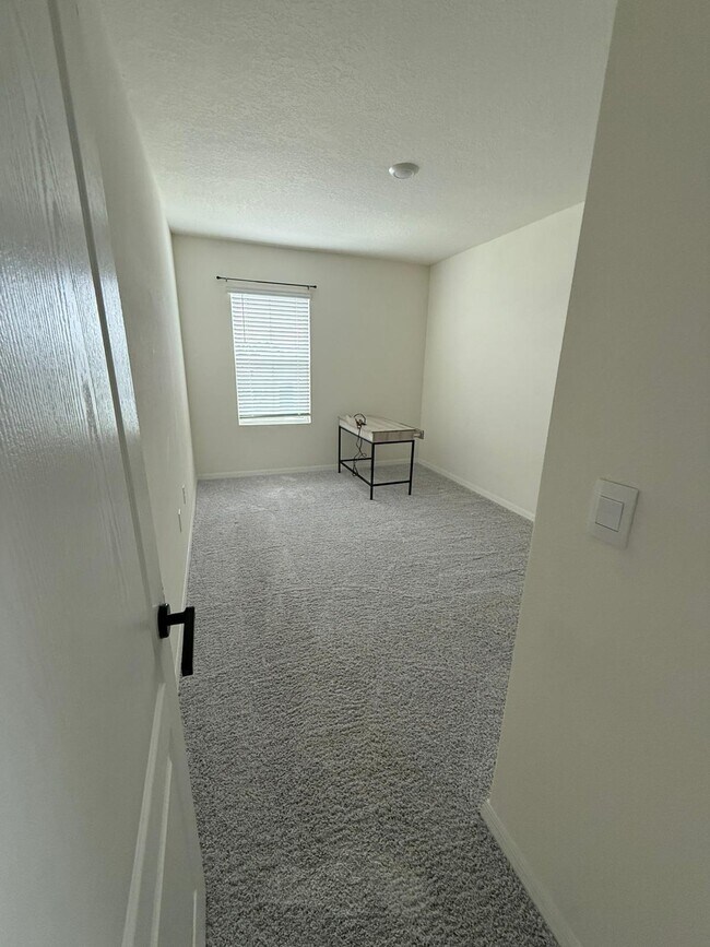 Building Photo - 2915 Turnstone Run
