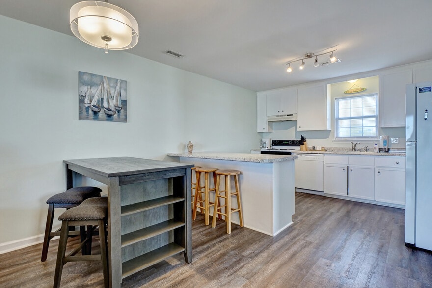 open kitchen - 237 Seashore Dr.