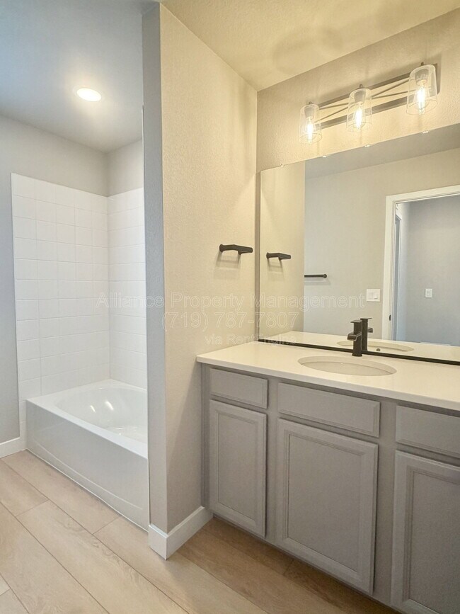 Building Photo - 11120 Anhinga Ct