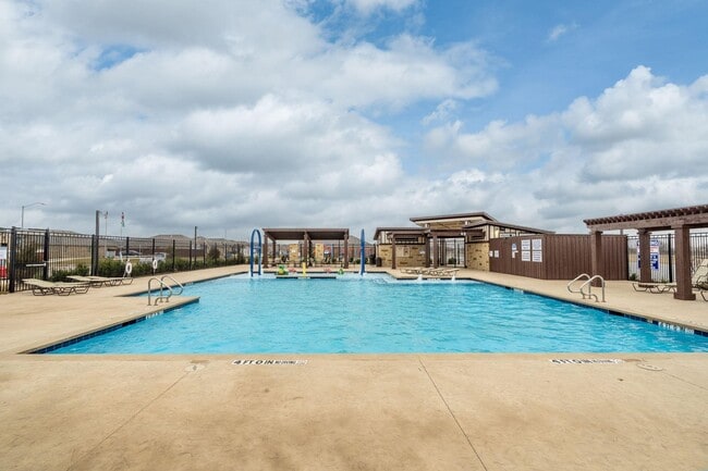 Building Photo - 16617 Porterfield Ln
