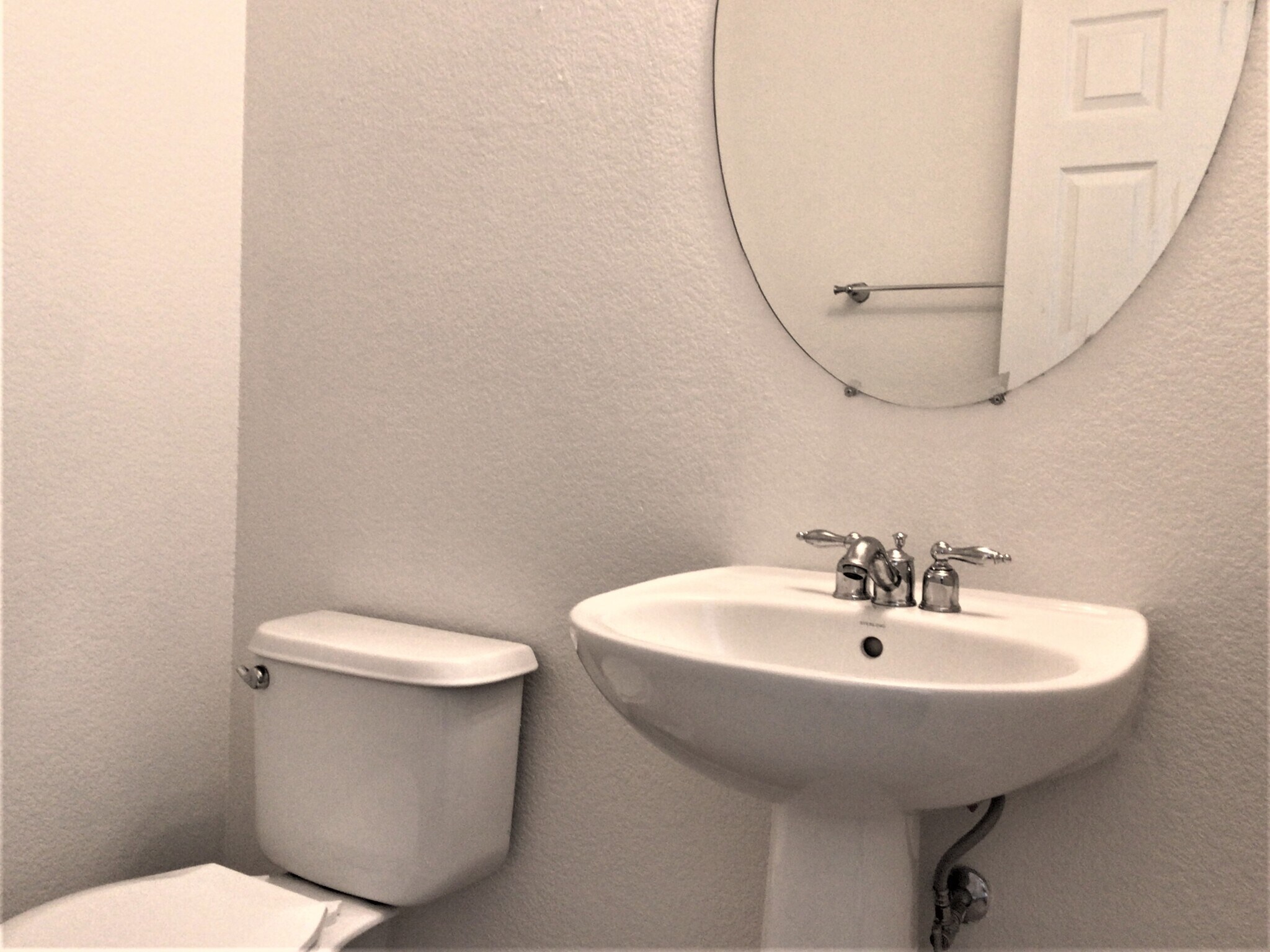 Building Photo - 6704 Altesino Dr