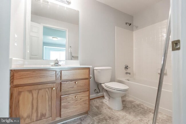 Building Photo - 12075 Serenity Pl