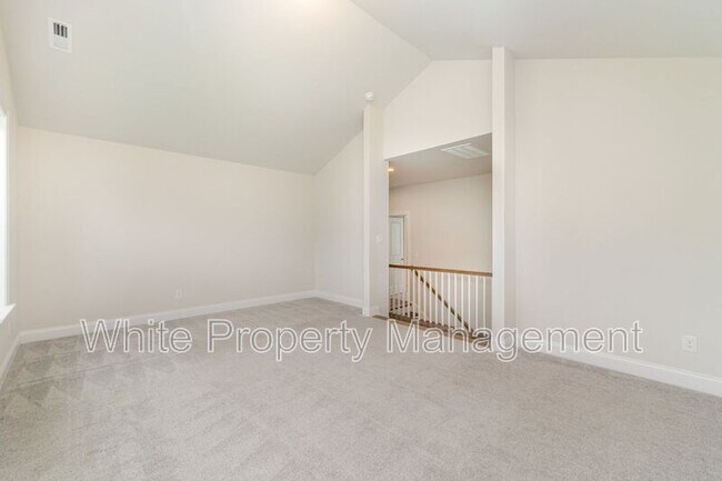 Building Photo - 209 Forsythia Ln