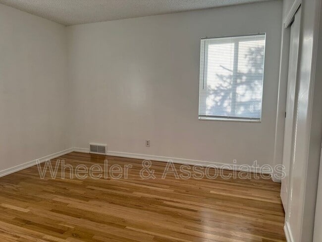 Building Photo - 938 Bel Mar Dr