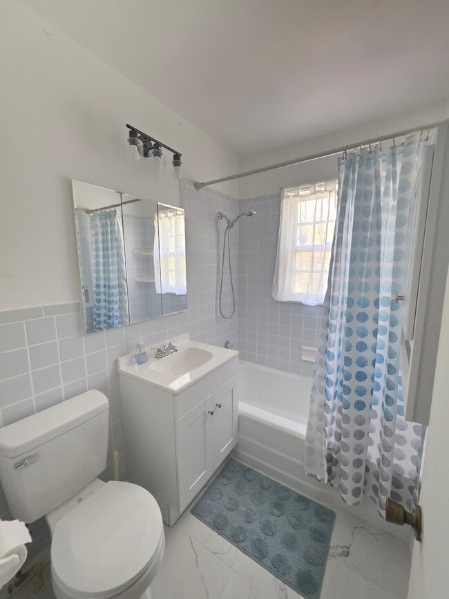 Building Photo - 2350 S Erie St