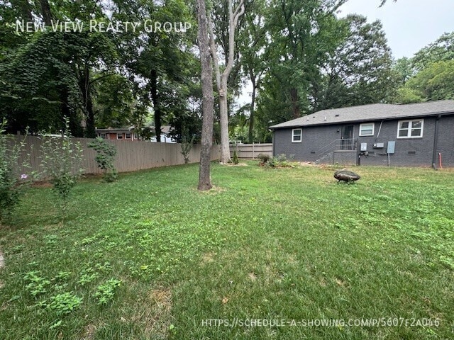 Building Photo - 1527 Medford Dr