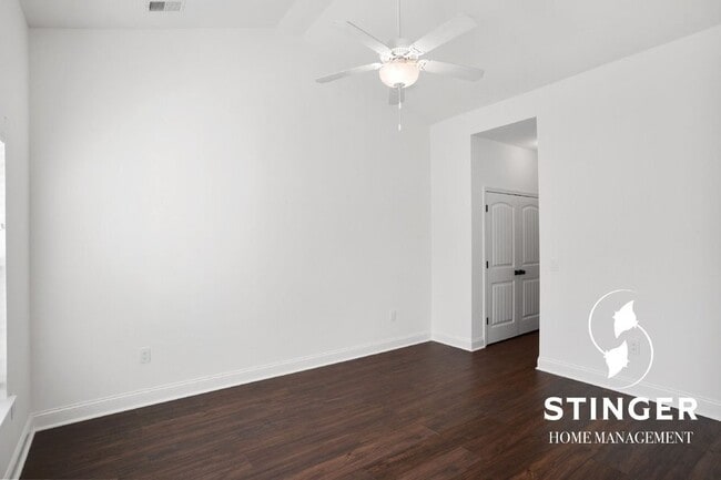 Building Photo - 362 Dante Cir