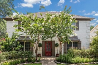 Building Photo - 607 Ellingham Dr