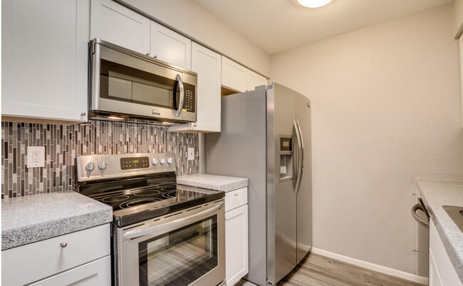 Building Photo - 25 N Cottonwood St