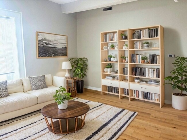 Building Photo - Tower Lofts