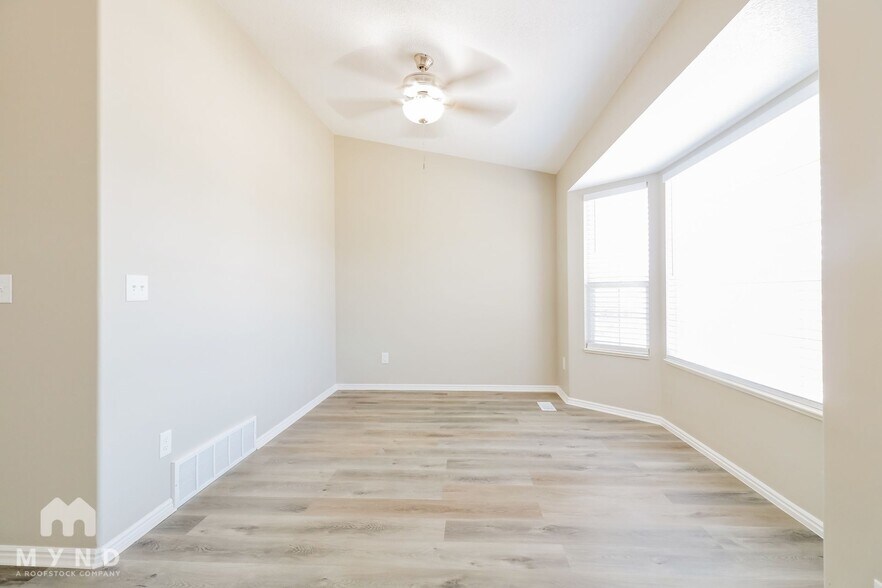 Building Photo - 2056 N 1350 W
