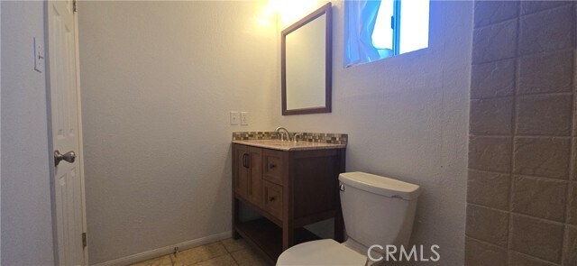Building Photo - 53470 Avenida Alvarado