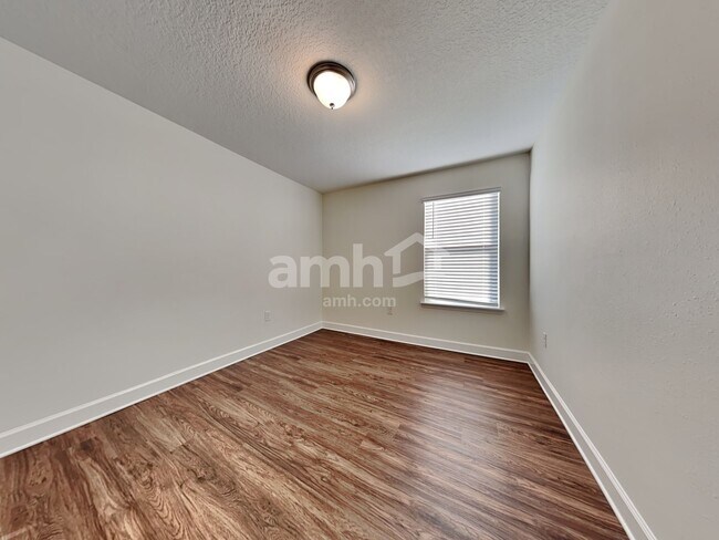 Building Photo - 1247 Tan Tara Trl