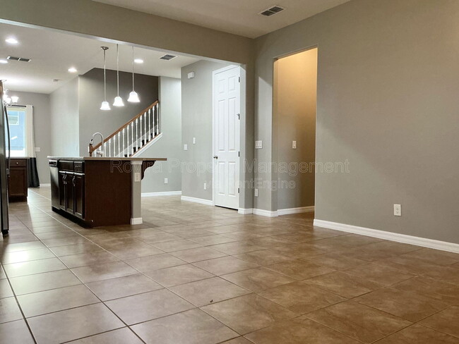 Building Photo - 5205 Northlawn Way