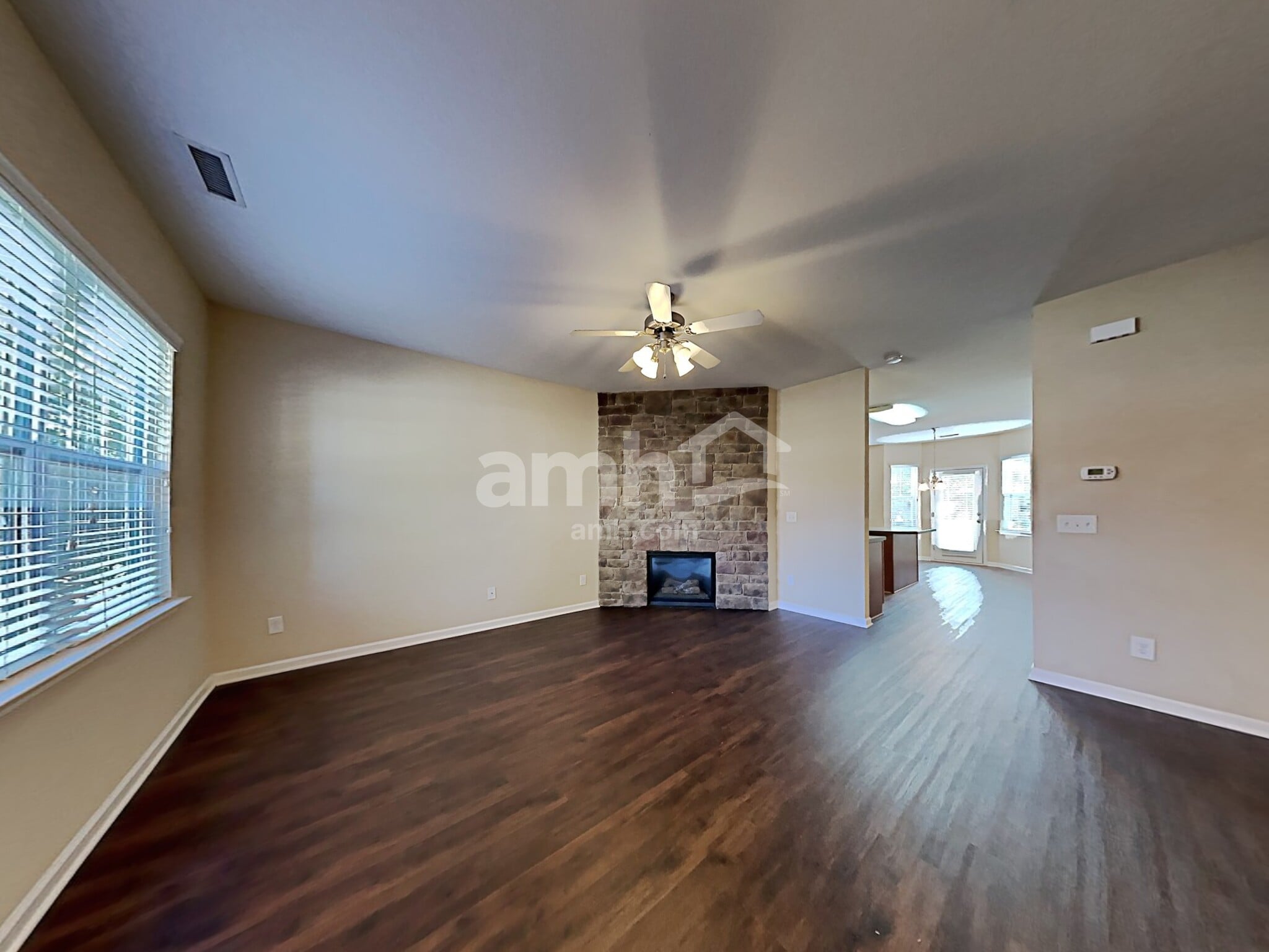 Building Photo - 405 Birch Run Dr