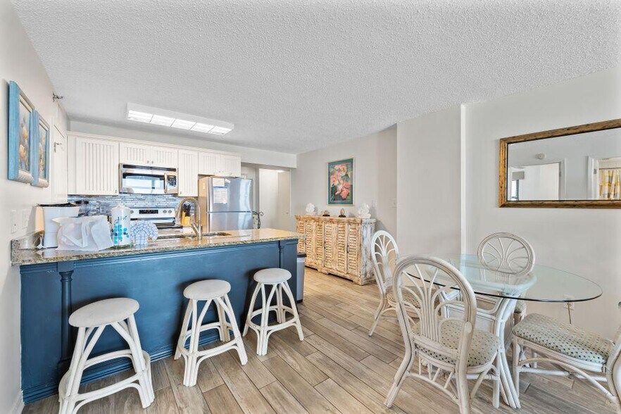 Building Photo - 23094 Perdido Beach Blvd