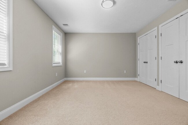 Building Photo - 7 Gorham St