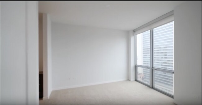 Building Photo - 740 N Sedgwick St