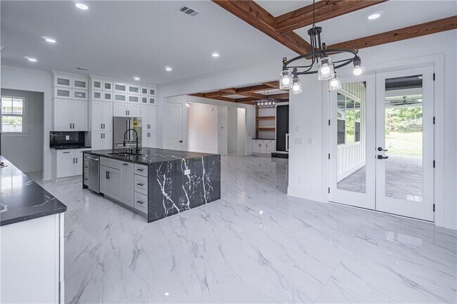 Building Photo - 140 Maranatha Trail