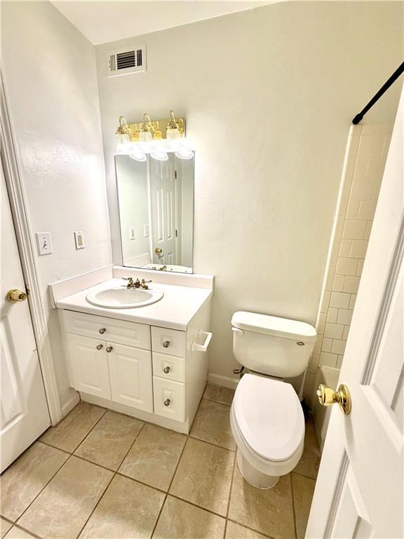 Building Photo - 3595 Woodbriar Cir