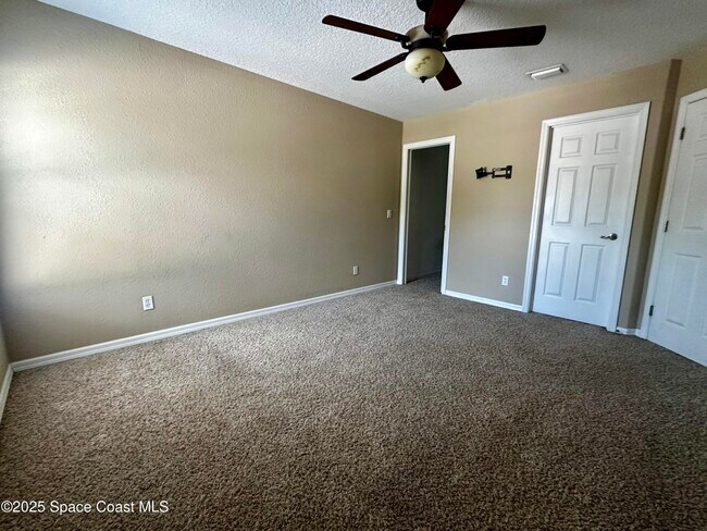 Building Photo - 1523 Beechfern Dr