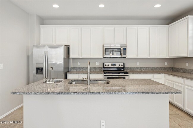Building Photo - 269 N Scott Dr