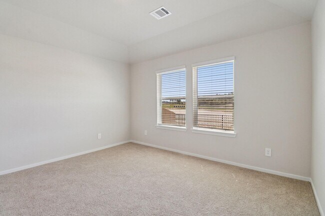 Building Photo - 416 Sunrise Ranch Dr