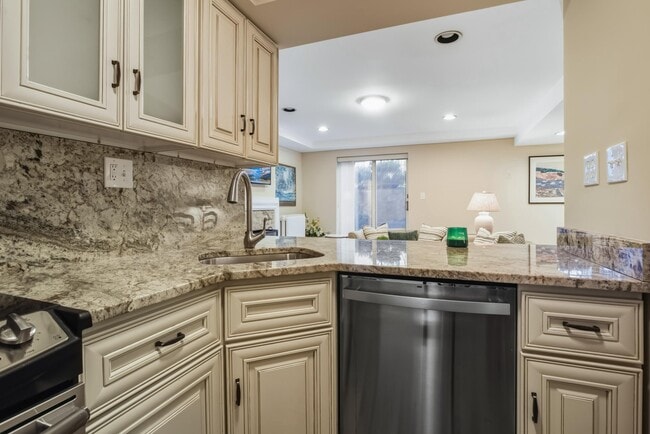 Building Photo - 2619 Woodley Pl NW