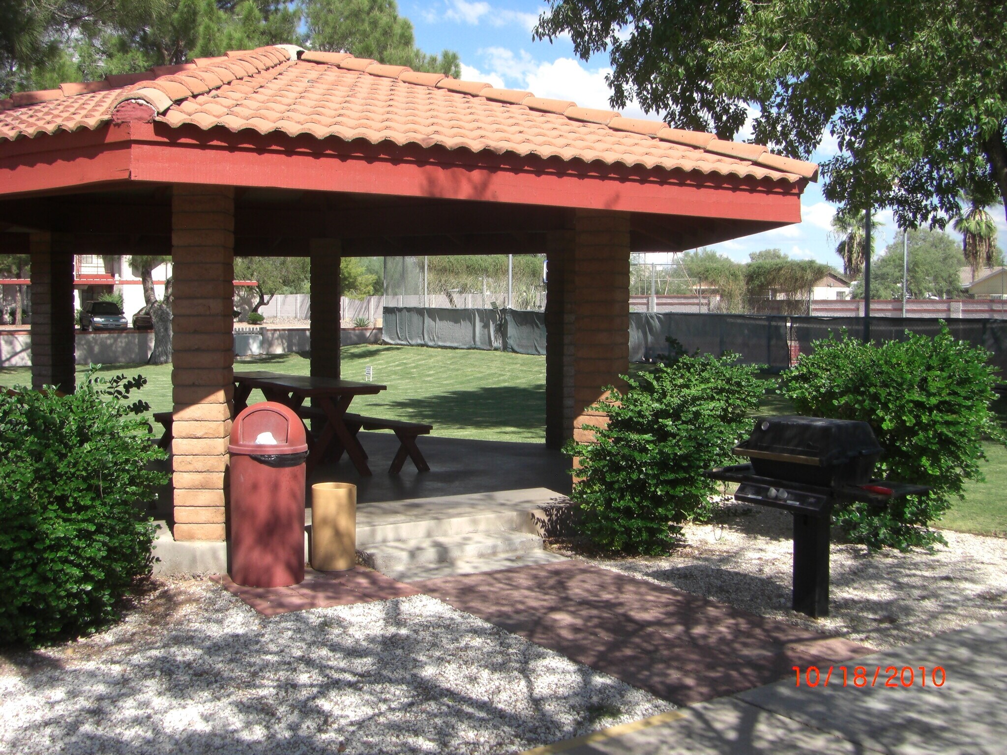 Building Photo - 455 S Delaware Dr