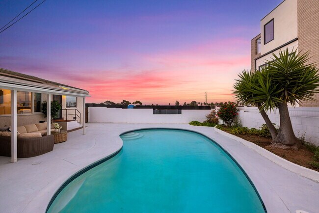 Building Photo - 1404 Lieta St