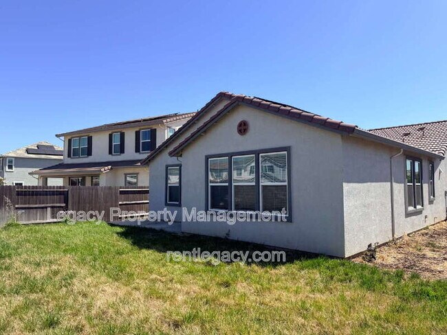 Building Photo - 8332 Taylormade Wy