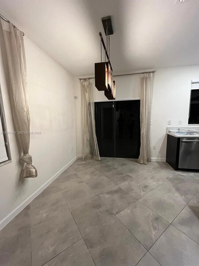 Building Photo - 25002 SW 114th Ave