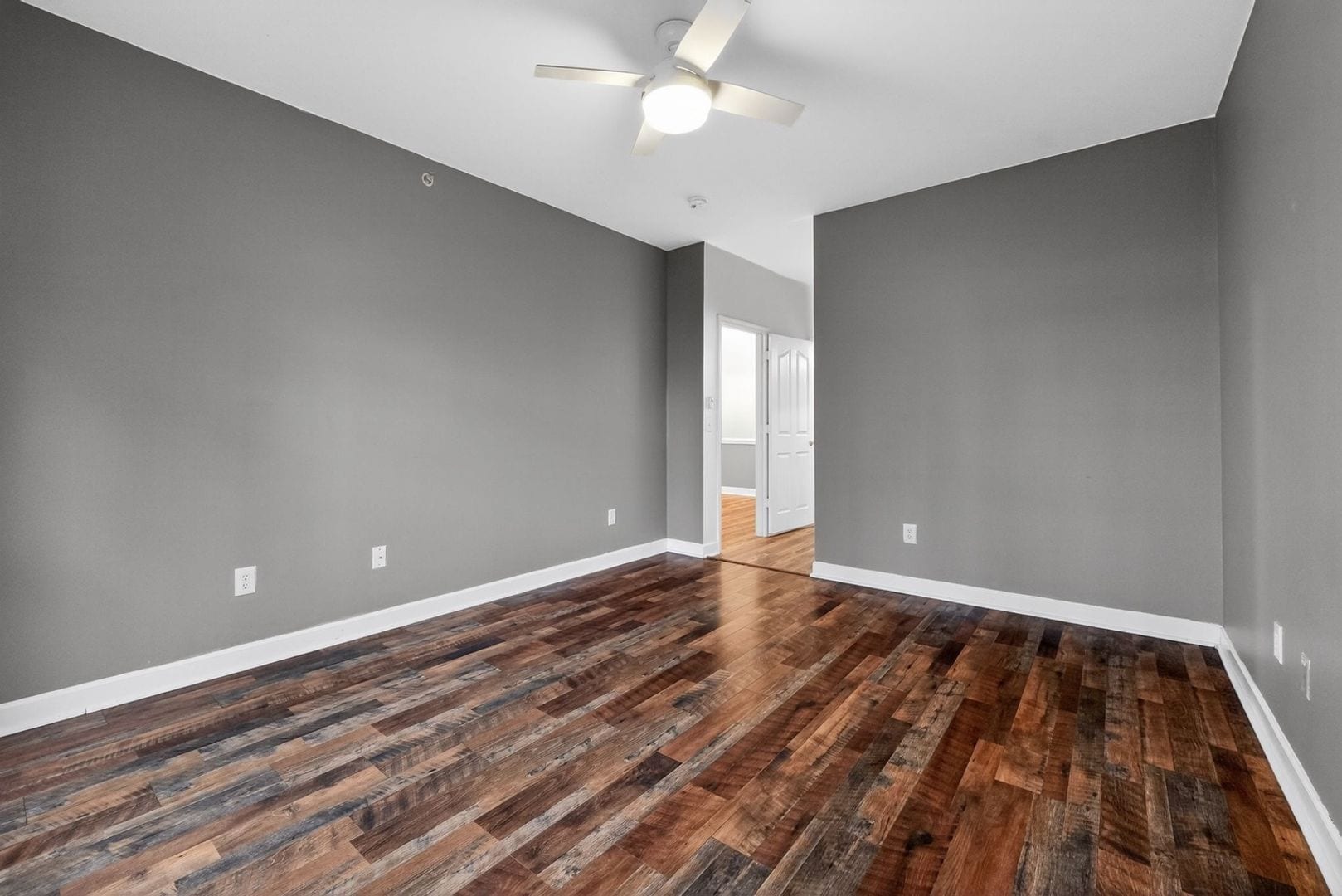 Building Photo - 16324 Redstone Mountain Ln