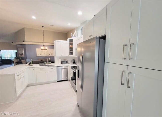 Building Photo - 17611 Marco Island Ln