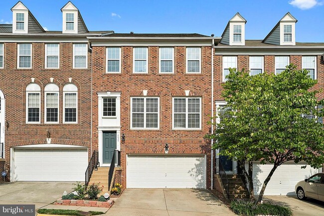 Building Photo - 4035 Timber Oak Trl