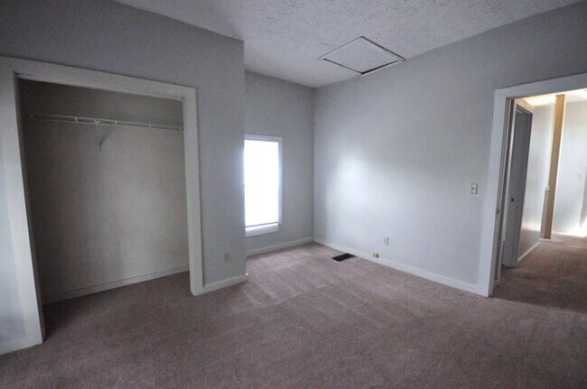 Building Photo - 1518 Worthington St