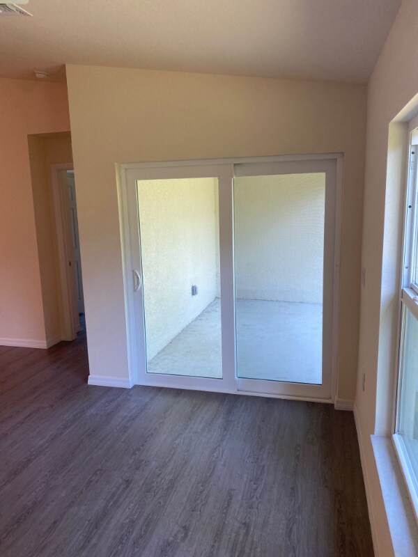 Building Photo - 5005 Tradewinds