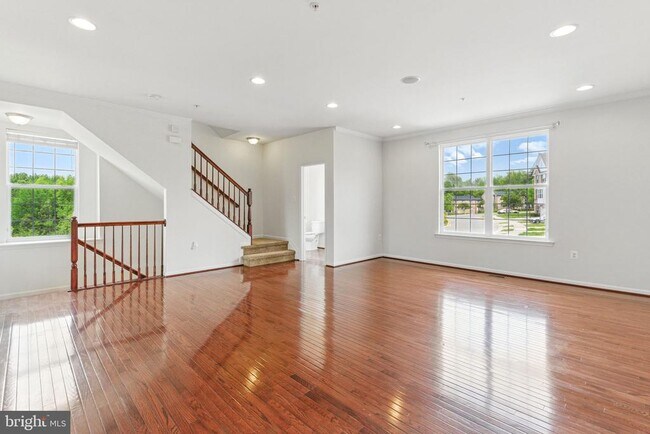 Building Photo - 38 Arenas Ct