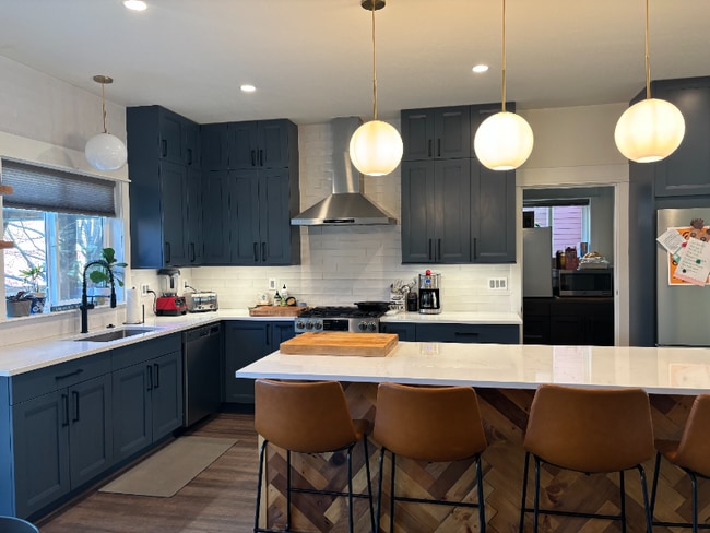 Building Photo - 4451 Alexander St