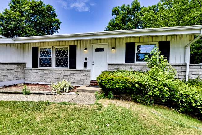 Building Photo - 2635 Netherton Dr